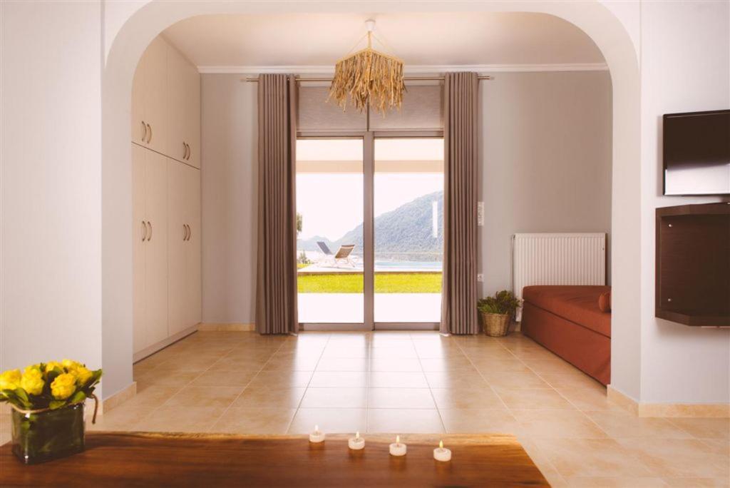 Villa Armonia بحيرة فولياغميني المظهر الخارجي الصورة